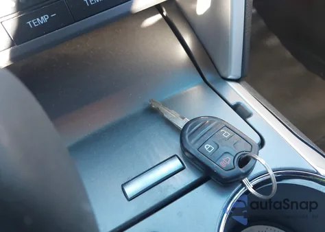 2014 Ford Explorer from USA, damaged, VIN 1FM5K8B82EGA57537